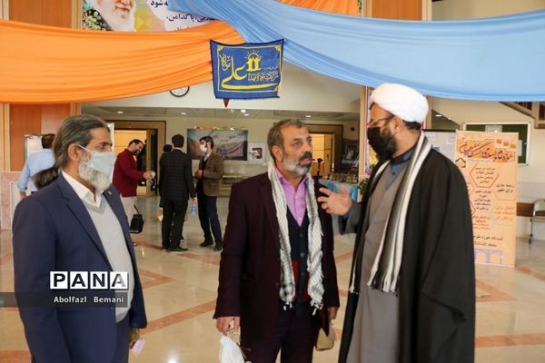 آیین رونمایی از یادمان شهدای گمنام دانشگاه علوم پزشکی قم