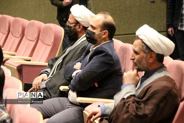 آیین رونمایی از یادمان شهدای گمنام دانشگاه علوم پزشکی قم