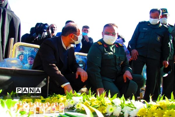 برگزاری مراسم سالگرد سردار شهید حاج حسین خرازی در گلستان شهدای اصفهان
