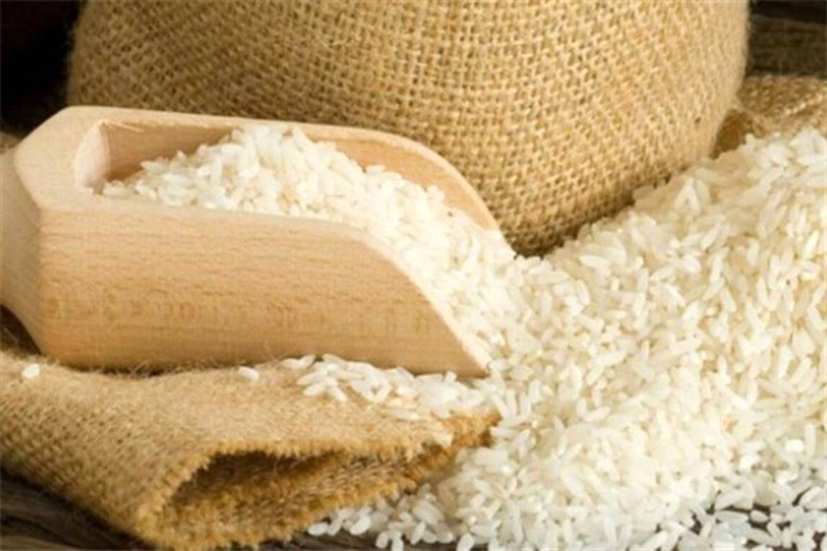 ۱۳۰ هزار تن شکر و برنج برای روزهای پایانی سال توزیع شد