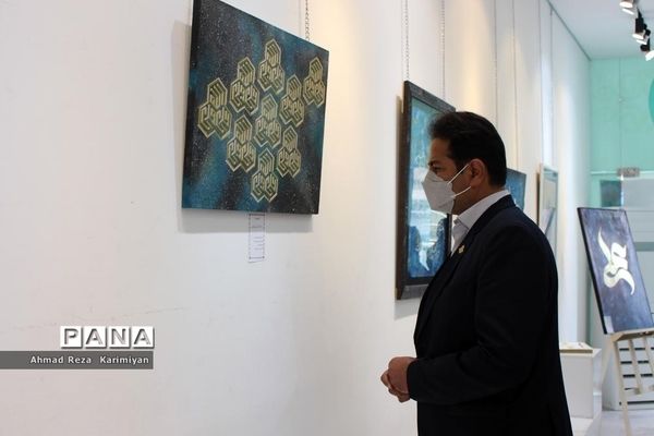 نمایشگاه هنرهای تجسمی دانش‌آموزان هنرستان طریق القدس شهرستان آباده