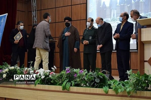 برگزاری همایش تجلیل از معاونان، مربیان و مشاوران مدارس شهرستان دماوند