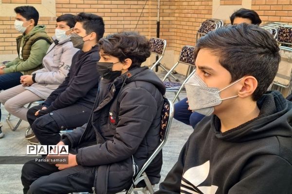 آیین افتتاحیه دبیرستان خیرساز پارسی پاک‌اندیش در منطقه ۱۳