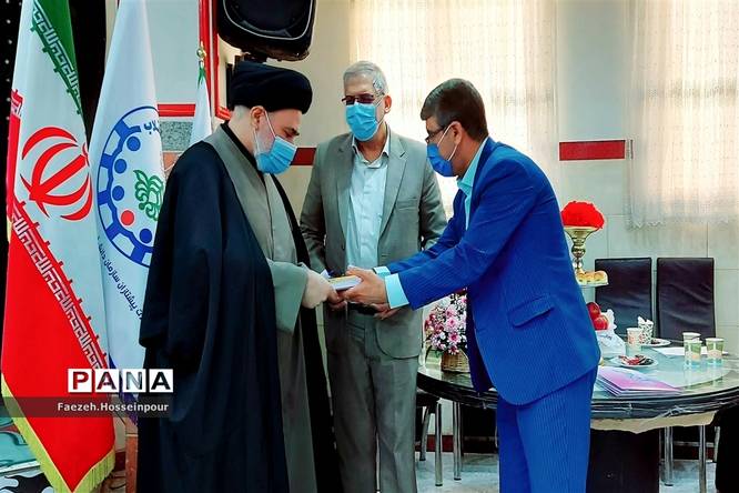 برگزاری مراسم امور تربیتی و تجلیل از معاونان و مربیان پرورشی در بهارستان ۲