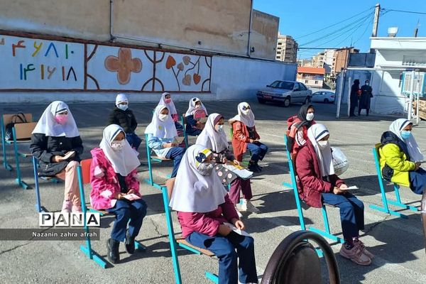 برگزاری جشن‌نیکوکاری در آموزش و پرورش رودهن