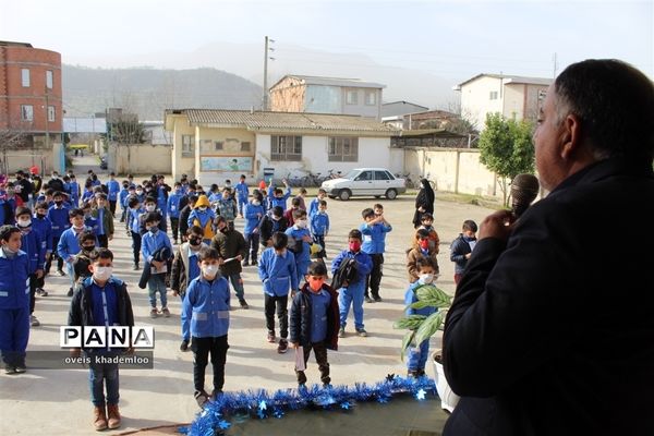 جشن نیکوکاری در مدارس گلوگاه