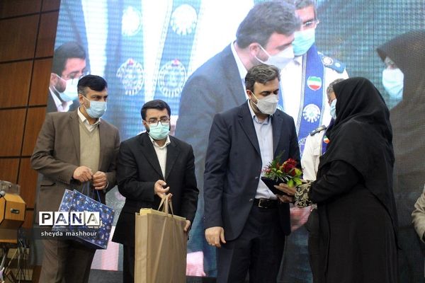 گرامیداشت هفته تربیت اسلامی و جشن نیکوکاری در اداره کل آموزش و پرورش شهرستان‌های استان تهران