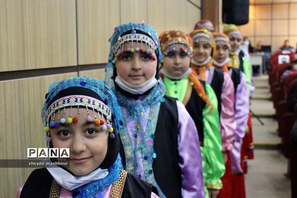 گرامیداشت هفته تربیت اسلامی و جشن نیکوکاری در اداره کل آموزش و پرورش شهرستان‌های استان تهران
