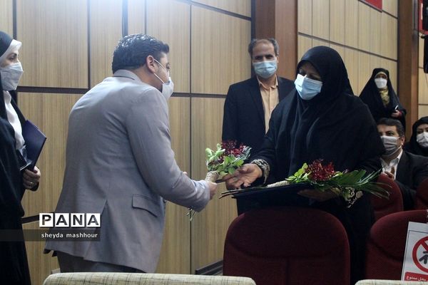 گرامیداشت هفته تربیت اسلامی و جشن نیکوکاری در اداره کل آموزش و پرورش شهرستان‌های استان تهران