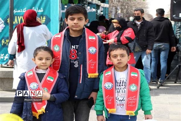 مراسم جشن نیکوکاری دبستان دخترانه آمنه شهرستان البرز(استان قزوین)