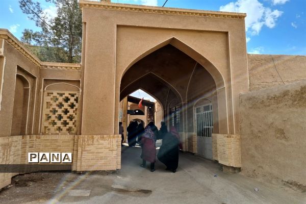 شهر زیرزمینی نوش‌آباد