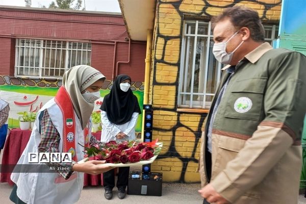 مراسم روز درختکاری در ناحیه ۲ مشهد