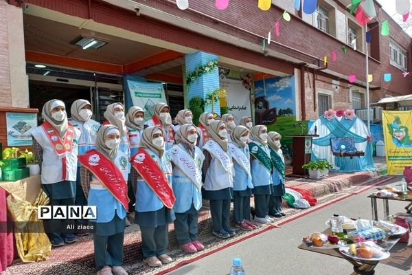 مراسم روز درختکاری در ناحیه ۲ مشهد