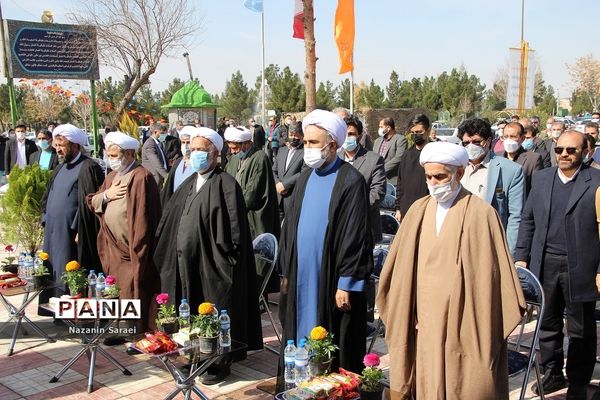 مراسم رویش لاله‌ها درشهرستان اسلامشهر