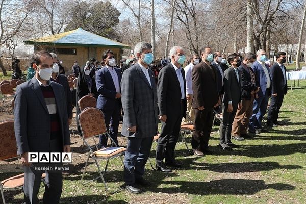 آیین روز درختکاری در اردوگاه شهید باهنر تهران