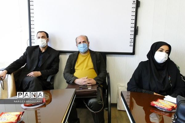 برگزاری جلسه توجیهی مدیران مدارس منطقه فشافویه