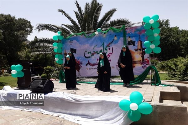 برگزاری جشن «لبخند کرامت» به مناسبت میلاد امام رضا (ع) به همت سرای محله صاحب الزمان منطقه ۱۴