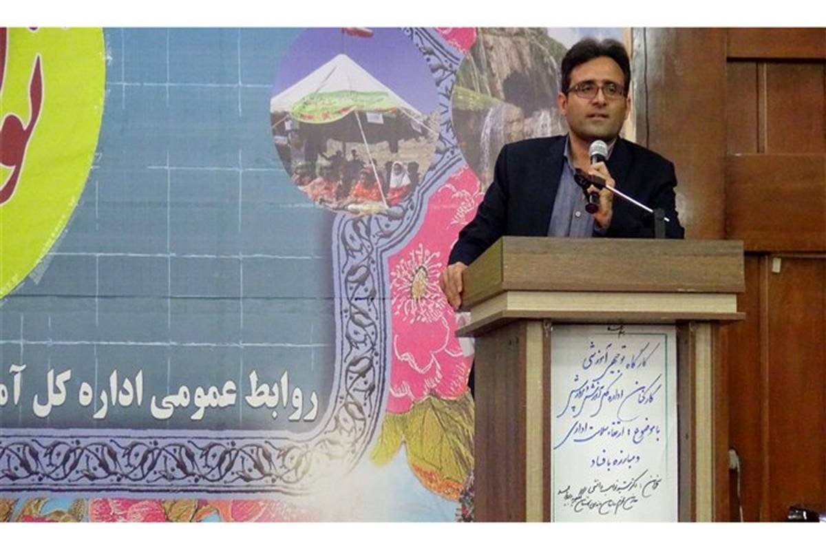 رفتار و عملکرد افراد در سیستم اداری باید بر مبنای قانون باشد