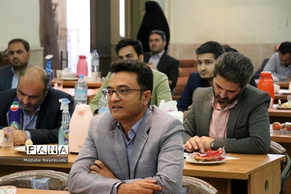 نشست کارشناسان سازمان دانش‌آموزی خراسان رضوی