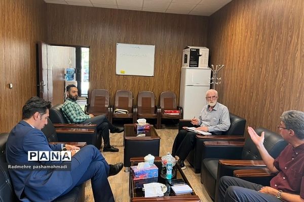 برگزاری جلسات بررسی و کارشناسی مصوبات سفرهای نماینده مجلس شورای اسلامی