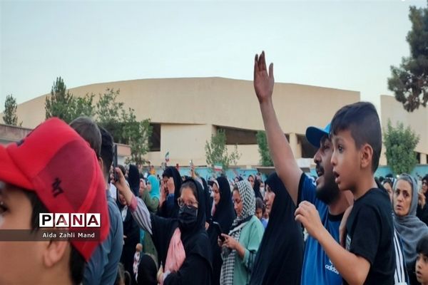 اجرای سرود سلام فرمانده در شهرستان رباط‌کریم