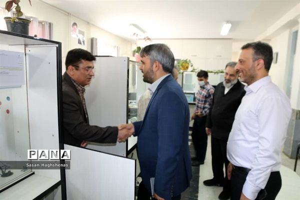 بازدید مدیرکل آموزش و پرورش شهرستان‌های استان تهران از اسلامشهر