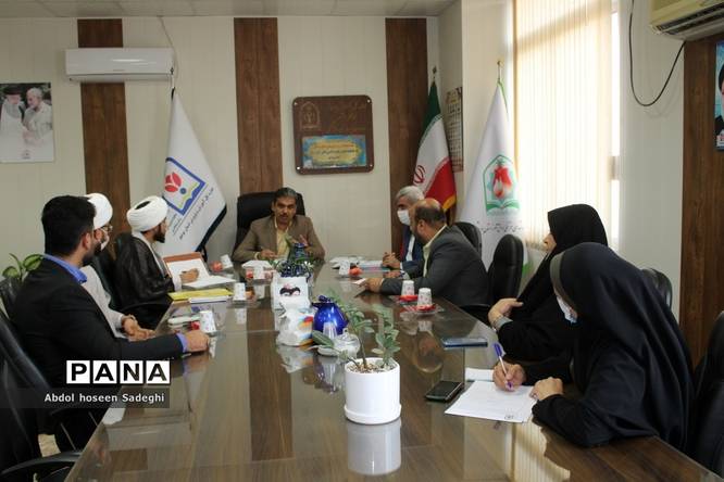 جلسه هماهنگی برگزاری دورههای توجیهی اتحادیه انجمنهای اسلامی دانشآموزان استان بوشهر