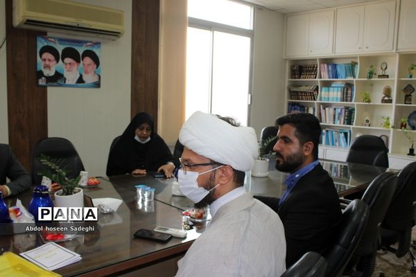 جلسه هماهنگی برگزاری دوره‌های توجیهی اتحادیه انجمن‌های اسلامی دانش‌آموزان استان بوشهر