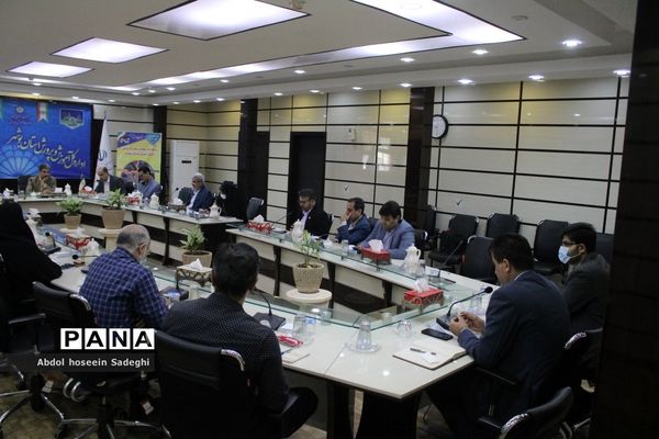 جلسه ستاد برنامه‌ریزی فعالیت‌های تابستانی دانش‌آموزان استان بوشهر