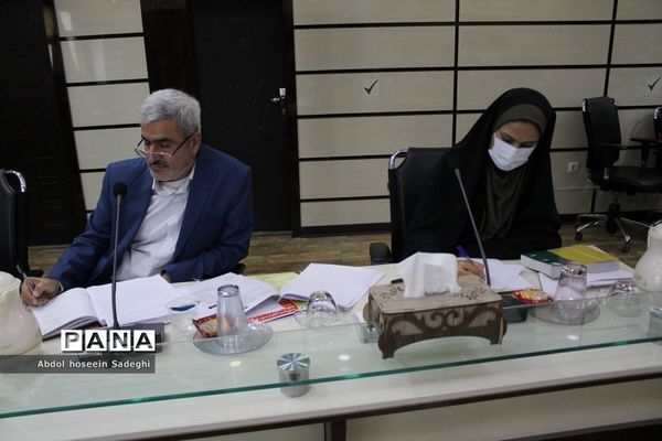 جلسه ستاد برنامه‌ریزی فعالیت‌های تابستانی دانش‌آموزان استان بوشهر