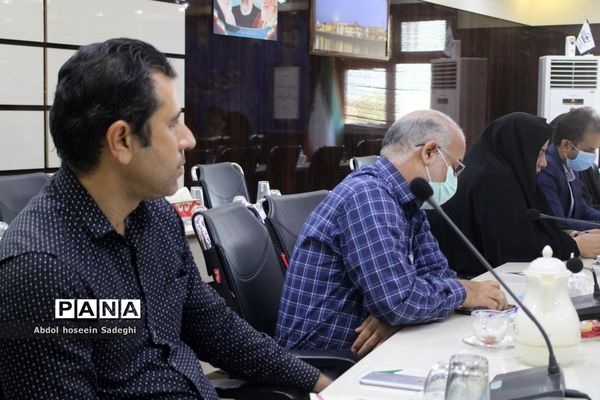جلسه ستاد برنامه‌ریزی فعالیت‌های تابستانی دانش‌آموزان استان بوشهر