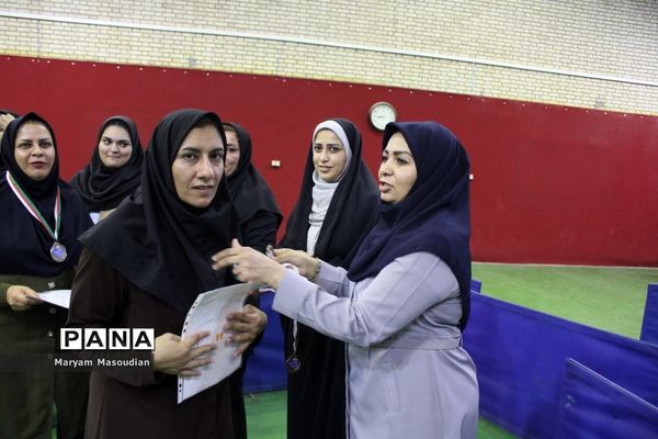 جشنواره فرهنگی ورزشی  فرهنگیان استان بوشهر رشته تنیس روی میز بانوان