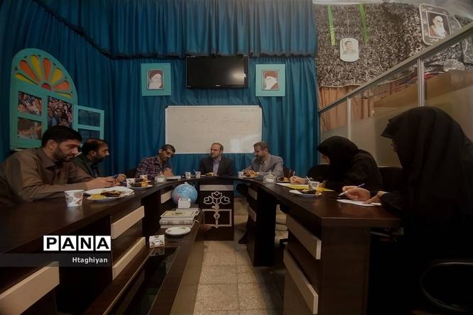 برگزاری جلسه شورای برنامهریزی تشکلهای دانشآموزی استان اصفهان