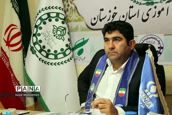 نشست کارگروه استانی فعالیت‌های تابستانه سازمان دانش‌آموزی خوزستان