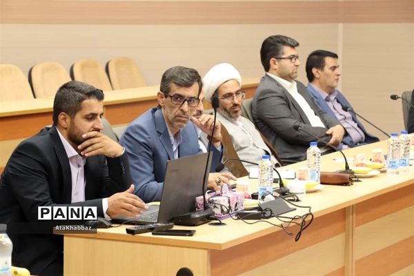 جلسه ستادی استانی بررسی نتایج آزمون استخدامی ادارات