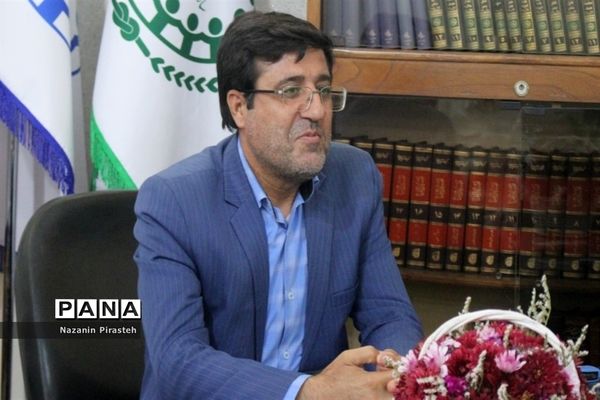 تقدیر کارکنان از مدیر سابق سازمان دانش‌آموزی استان بوشهر