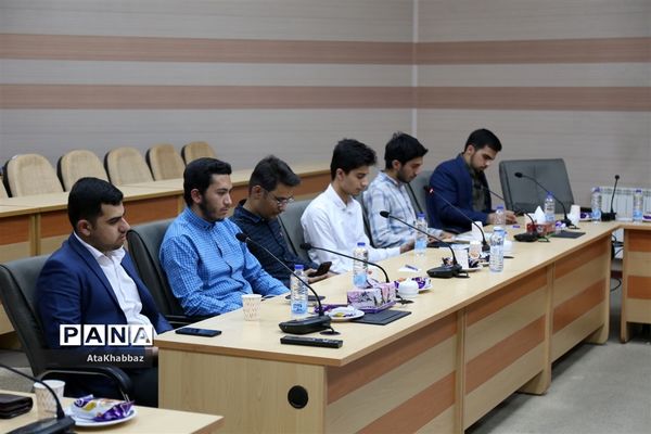 دیدار مدیرکل آموزش و پرورش آذربایجان شرقی با دانشجو معلمان بسیجی