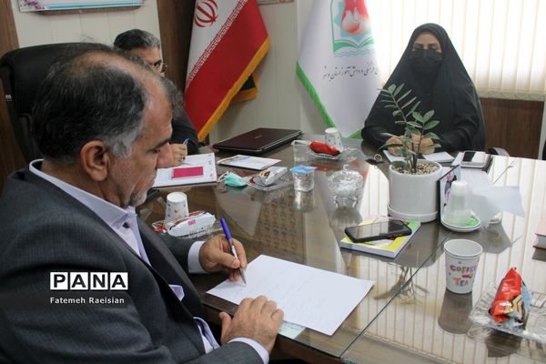 جلسات میز شهرستان‌ها و مناطق معاونت پرورشی و فرهنگی استان بوشهر