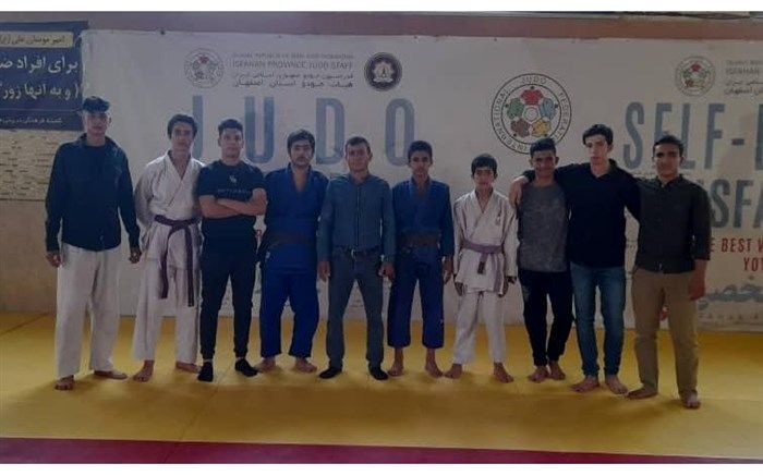 درخشش دانش‌آموزان نجف‌آبادی در مسابقات جودوی استان اصفهان