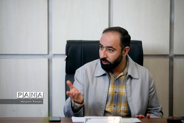 آیین تکریم و معارفه معاونت برنامه‌ریزی، خوداتکایی و نظارت بر امور استان‌ها سازمان دانش‌آموزی