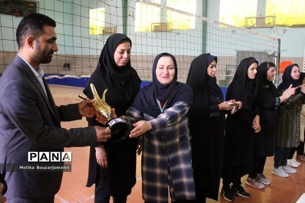 جشنواره فرهنگی ورزشی فرهنگیان استان بوشهر رشته والیبال بانوان