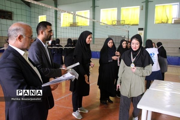 جشنواره فرهنگی ورزشی فرهنگیان استان بوشهر رشته والیبال بانوان