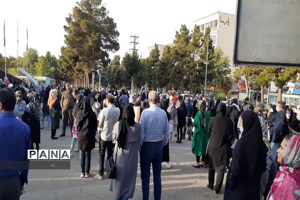 دومین  روز از کنکور  سراسری ۱۴۰۱ در البرز