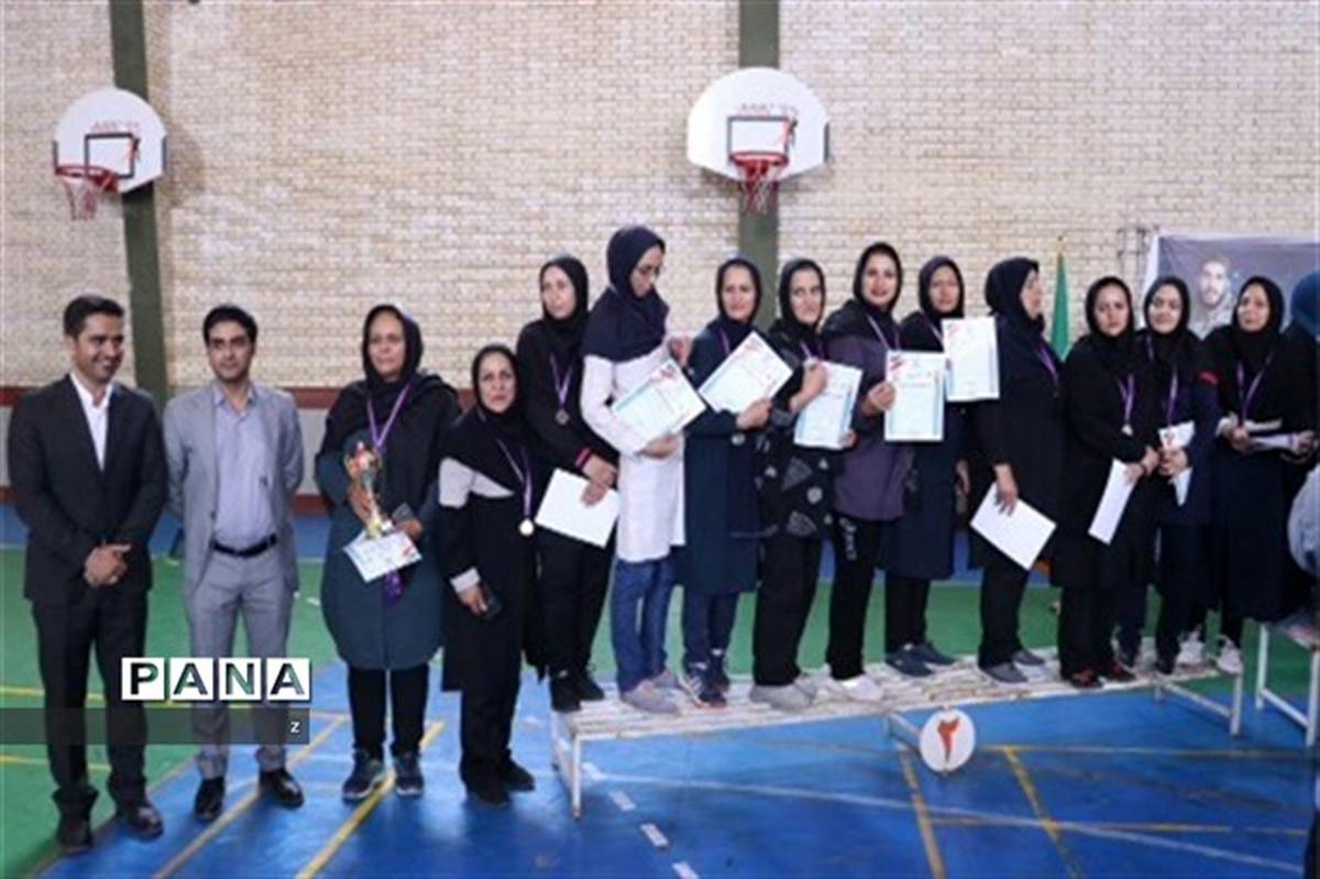 آیین پایانی مسابقات ورزشی بانوان فرهنگی استان کرمان برگزار شد