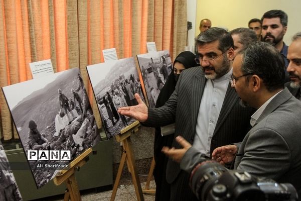 بزرگداشت روزنامه‌نگار و عکاس دفاع مقدس مریم کاظم زاده