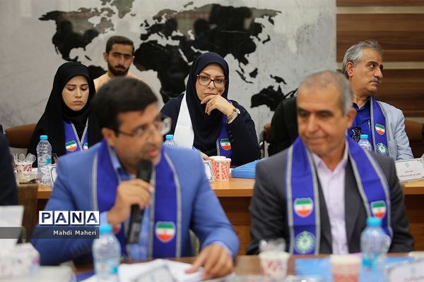 نشست صمیمانه مدیران سازمان دانش‌آموزی سراسر کشور-1