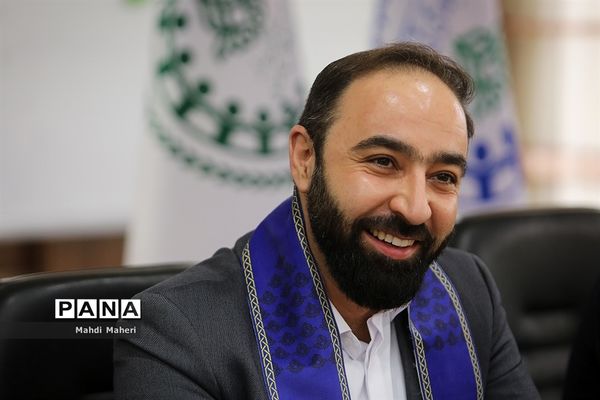 نشست صمیمانه مدیران سازمان دانش‌آموزی سراسر کشور-1