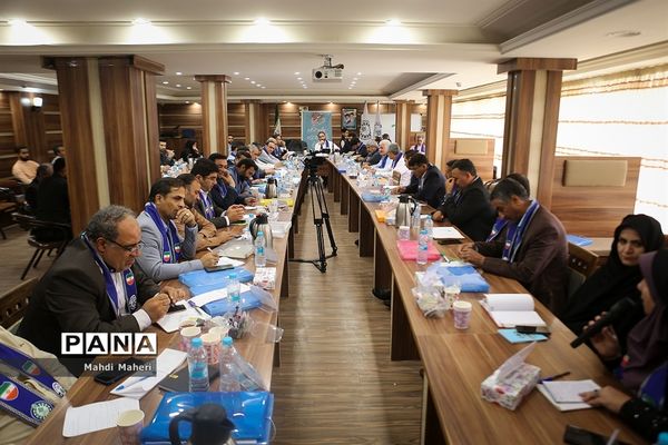 نشست صمیمانه مدیران سازمان دانش‌آموزی سراسر کشور-1