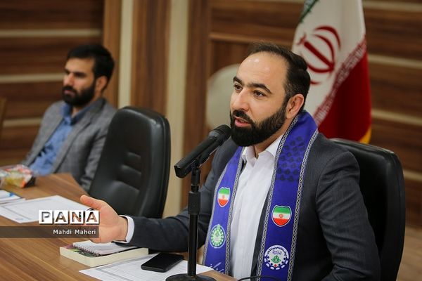 نشست صمیمانه مدیران سازمان دانش‌آموزی سراسر کشور-1
