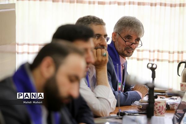 نشست صمیمانه مدیران سازمان دانش‌آموزی سراسر کشور-1